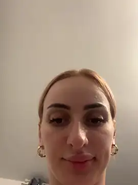 AuraPure Live XXX-Chat
