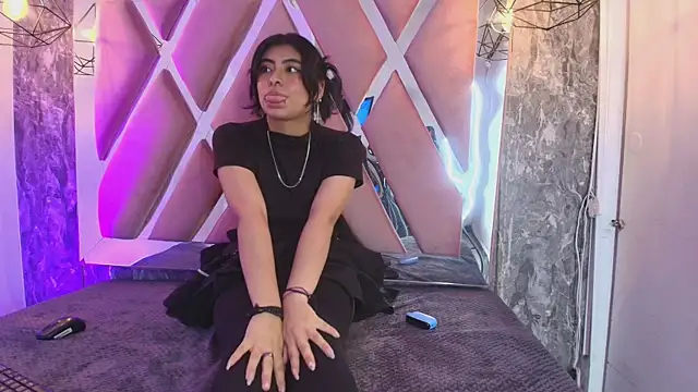 Chat +18 de _Angel_dustt ao vivo