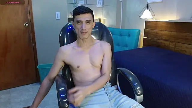 Онлайн чат XXX FelipeFriendly
