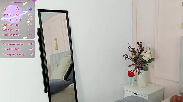 tutu_milf's Live XXX Chat
