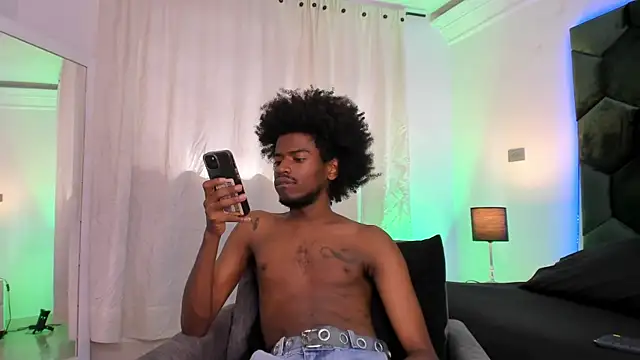 Živý XXX chat AllexJacob