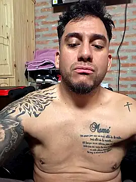 Omar90sala Chat XXX live