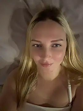 XXX chat uživo modela Aleksandrakis