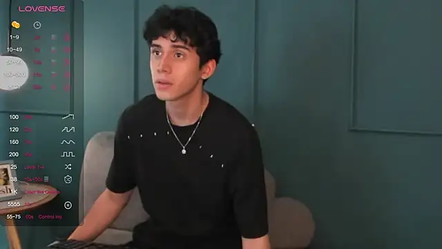 Živý XXX chat Milan_saint