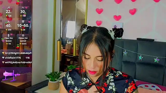 MadyJackson Chat XXX in diretta