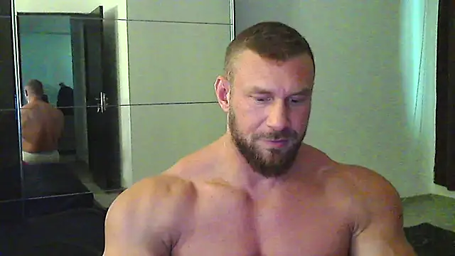 muscularkevin's Webcam Show