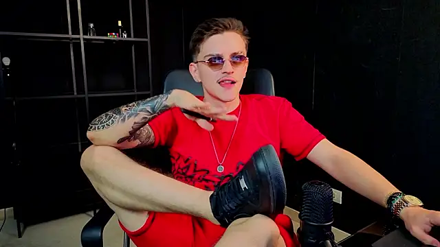 FelixStarkk Chat XXX live