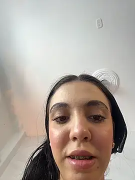 Jetf_Andrea_couple Adlı Modelin Canlı XXX Sohbeti