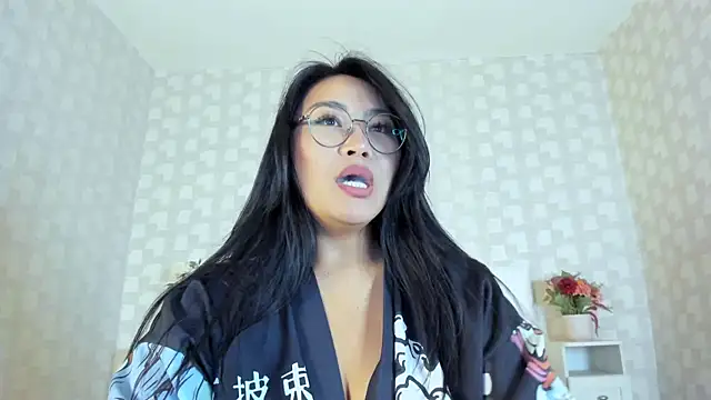 Chat XXX en directo de NatsumiHun
