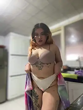 Chat +18 de NikkiNix ao vivo