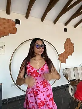 amira_cute2's Live XXX Chat