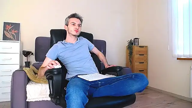 XXX chat uživo modela Magic_Storms