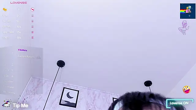 Raichell_ লাইভ XXX চ্যাট