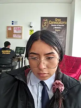Angela__05 XXX чат на живо