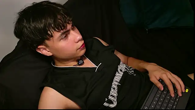 Edward_oa Live XXX Chat