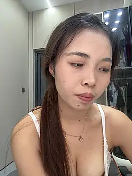 Mimiluv1234's Live XXX Chat
