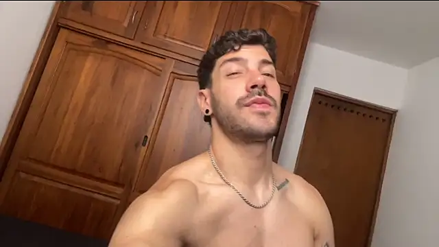 Guyinthemountain: απευθείας συνομιλία ΧΧΧ