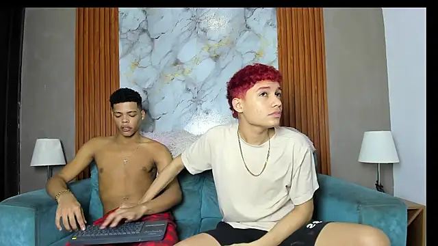 Živý XXX chat HORNY_PRETTY