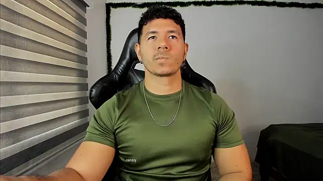 ransoj's Live XXX Chat