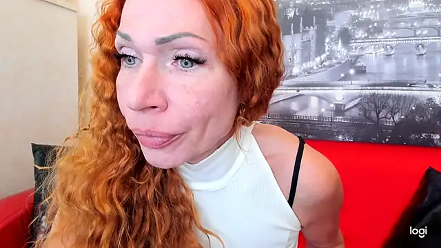softlysoftlyasbeauty's Live XXX Chat