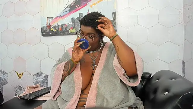 XXX chat uživo modela Anaa_Fuentess
