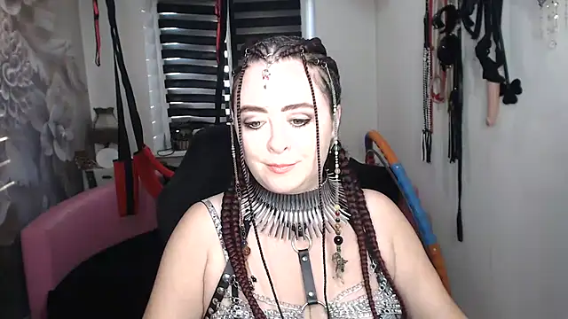 Czat XXX na żywo – MISSgoddessMARIA