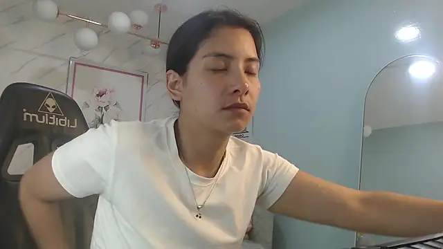 Chat XXX en directo de victoria_hernandez_t_