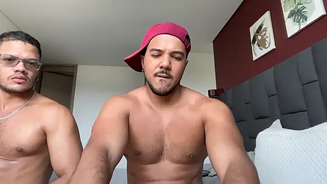 Chat XXX Live highlatin_guysoficial