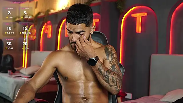 Reik_Vonn's Live XXX Chat