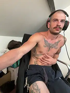 Greyoff Live XXX Chat
