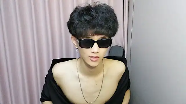 wssoo11's Live XXX Chat