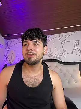 Chat +18 de Samir_bear ao vivo