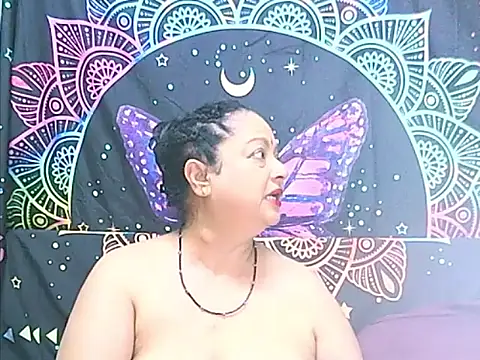 matureindianのライブXXXチャット
