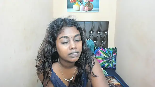 Chat +18 de FOXY_LUNA ao vivo