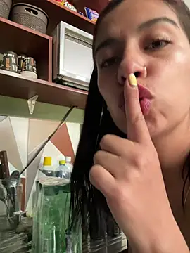 Nathaly_12's Live XXX Chat