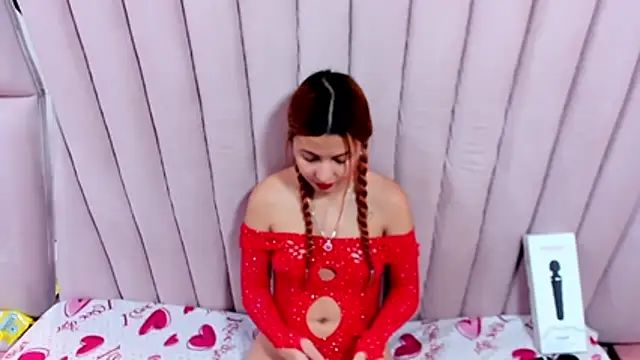 Czat XXX na żywo – Paris_Petit