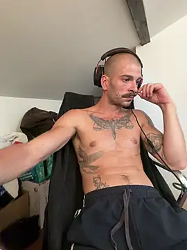 Greyoff Chat XXX in diretta