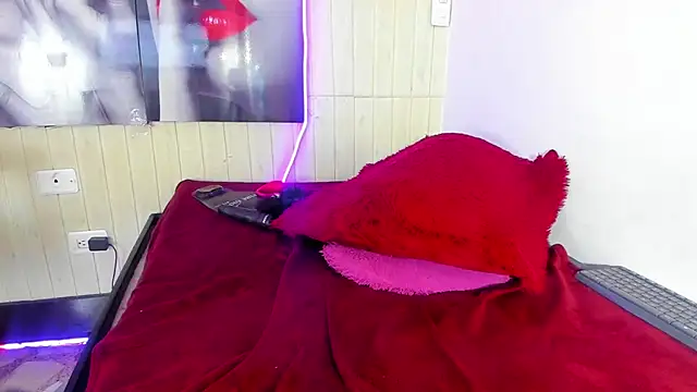 Chat +18 de yayacandy ao vivo