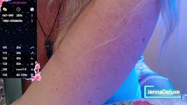 JennaDeluxe Chat XXX live
