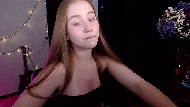 SindiWatsoon's Live XXX Chat