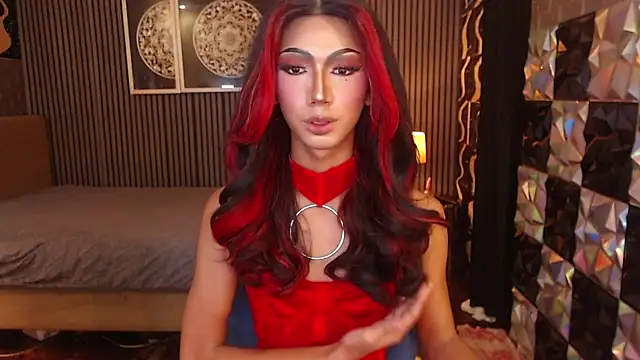 AudreyMilesTrans 即時 XXX 聊天
