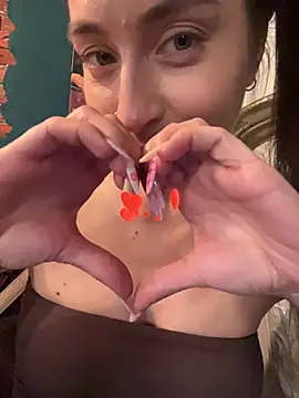 Chat XXX en directo de Holly_Play