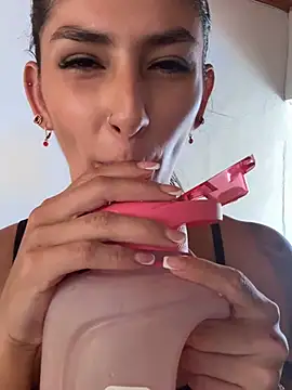 SOYNOOA 라이브 XXX 채팅