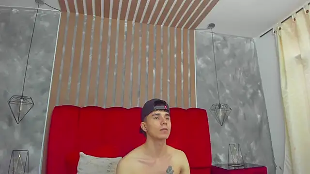Chatroom XXX en direct de MaximumSteel_