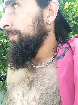 hairy_mannn live XXX chat