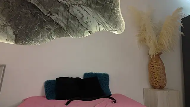 Monyel_Blake Adlı Modelin Canlı XXX Sohbeti