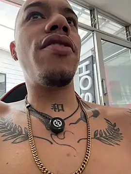 XXX chat uživo modela AlphaMasterXxx