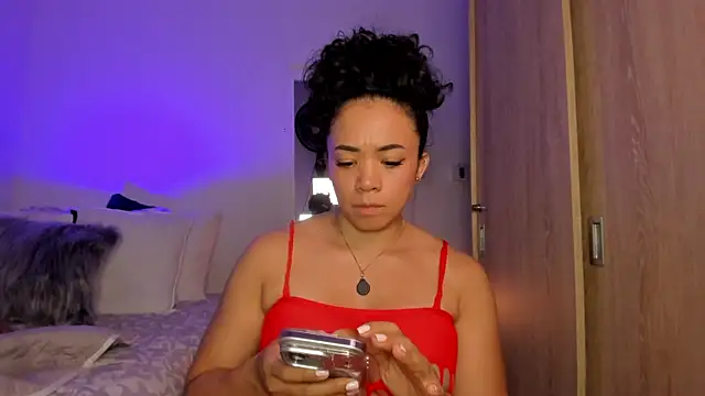 carolgaita Adlı Modelin Canlı XXX Sohbeti