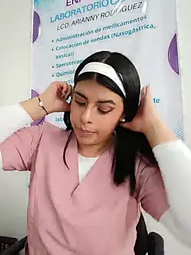 SOFIA-11_'s Live XXX Chat