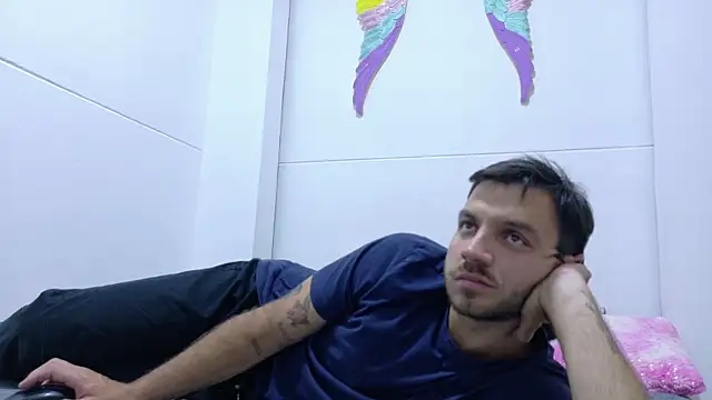 Santhiago_Jonnes – webcam-show